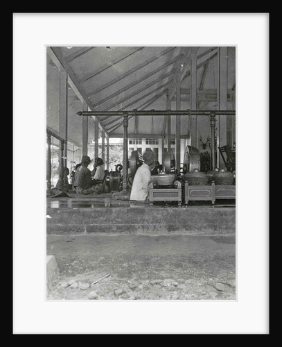 Java, Indonesia, gamelan orchestra at the Regent of Wonosobo, visite by Anonymous