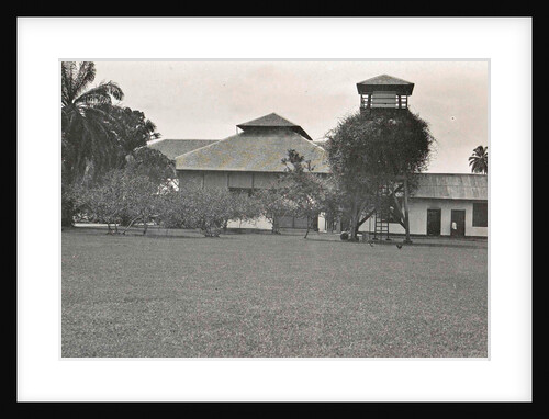 The house and office of the inspector of the Deli Maatschappij in Bindjai Langkat in Sumatra by Anonymous