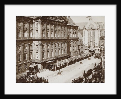 Wilhelmina away from the Royal Palace to the New Church, Nieuwe Kerk Amsterdam, The Netherlands, for her coronation as queen by Samuel Herz