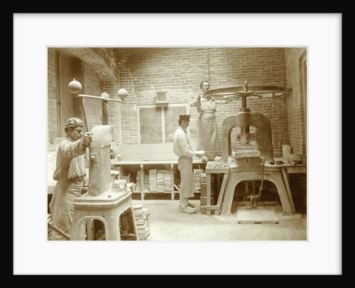 Tile Press porcelain factory Rozenburg, porseleinfabriek Rozenburg by Anonymous