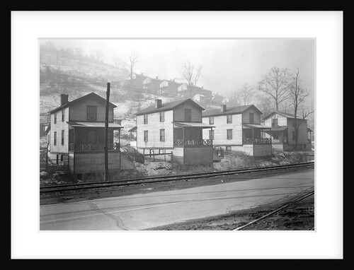 Scott's Run, West Virginia. Pursglove Mines Nos. 4 and 5 by Lewis Hine