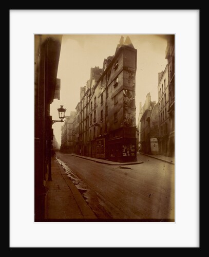 Vieille Cour, 22 rue Quincampoix (Old Courtyard, 22 rue Quincampoix) by Eugène Atget