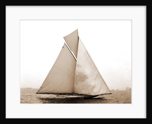 Columbia coming for the finish, Columbia (Sloop), 1899 by Anonymous
