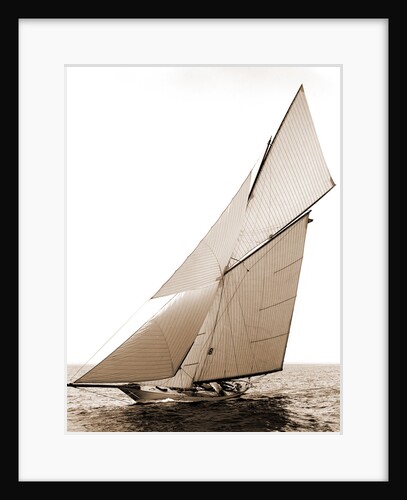 Gloriana (Yacht) by Anonymous