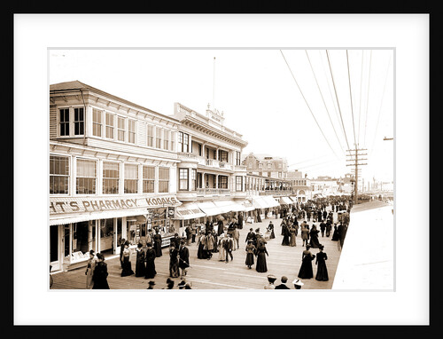 Board walk towards Steel Pier, Atlantic City by Anonymous