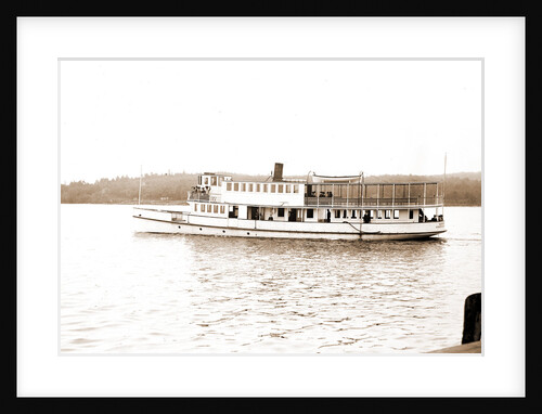 Str. Governor Endicott, Lake Winnipesaukee by Anonymous