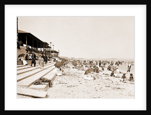 State bath house, Revere Beach by Anonymous
