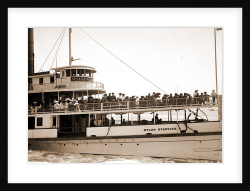 Str. Myles Standish, Myles Standish (Side wheeler) by Anonymous