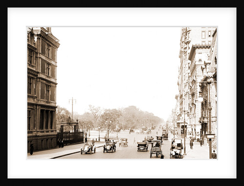 Fifth Avenue at Fifty-seventh Street, north to Central Park by Anonymous