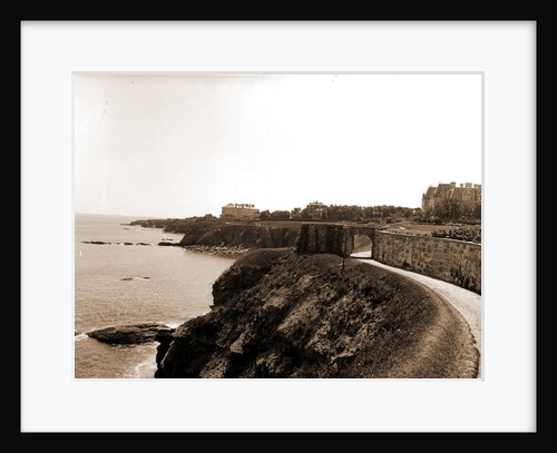 Cliff Walk, Newport by Anonymous