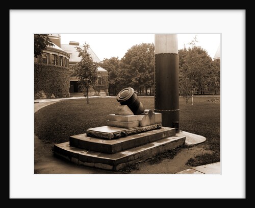 Memorial to University of Michigan men who fought inSpanish War, Spanish-American War by Anonymous