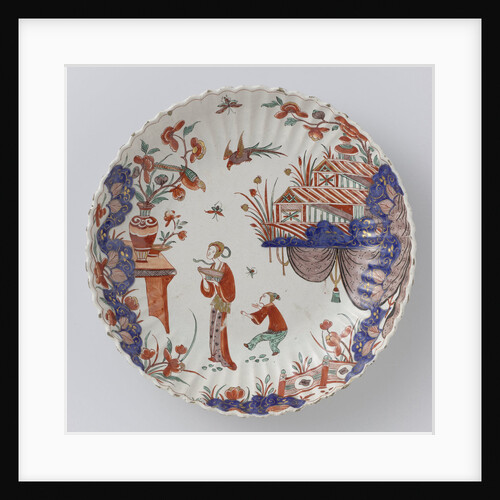 Round dish polychrome painted earthenware with Japanese decor by Anonymous