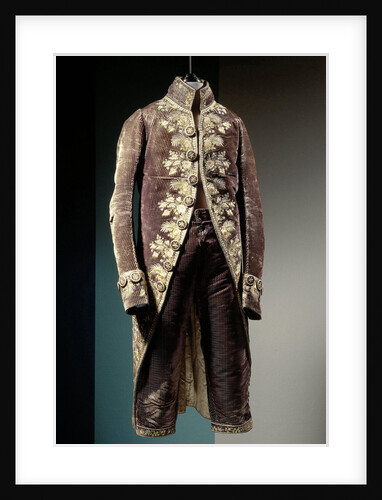 Jacket or skirt discolored dark blue velvet with wavy, embroidered in silk with floral motifs and a band of hearts by Anonymous