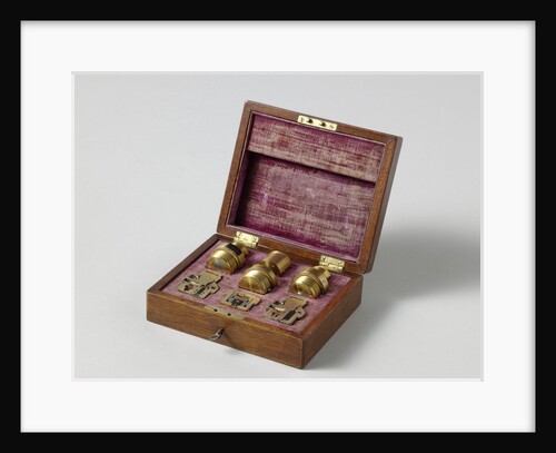 Casket with seven grenade tubes, William Armstrong & Co. by Royal Laboratory