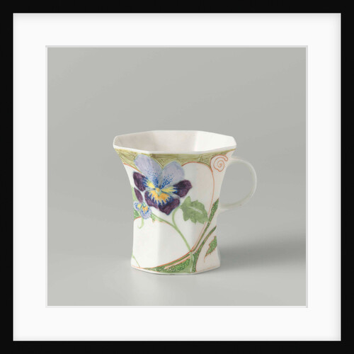 Cup, part of a set, painted with violins by C.W.J. 't Hart