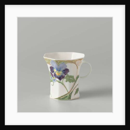 Cup, part of a set, painted with violins by C.W.J. 't Hart