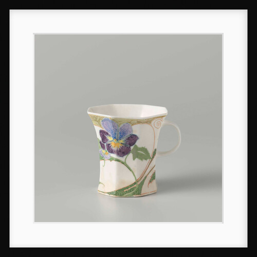 Cup, part of a set, painted with violins by C.W.J. 't Hart