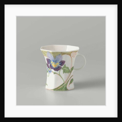 Cup, part of a set, painted with violins by C.W.J. 't Hart