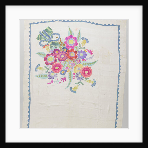 Scarf crepe de Chine with a white ground, which on both sides a multicolored pattern of flowers by Wiener Werkstätte