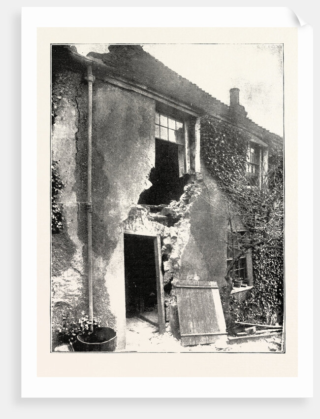 The Landslip at Sandgate: A House at Sandgate, UK by Anonymous