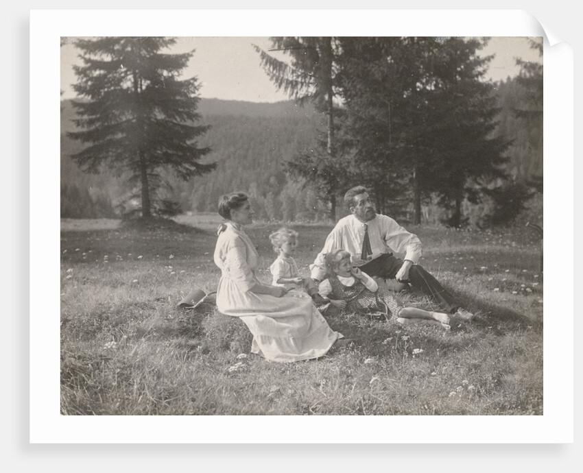 Waldemar Titzenthaler, the photographer, with his wife Olga and children Marba and Eckart sitting on a glade by Waldemar Titzenthaler