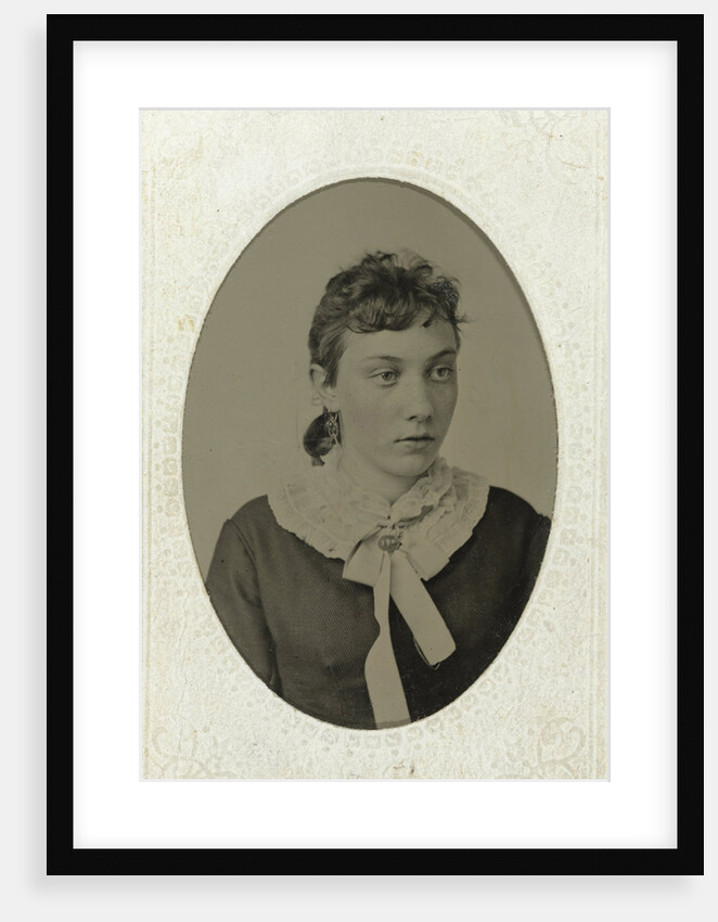 Portrait of a woman by Urlin & Beckley's Picture Gallery