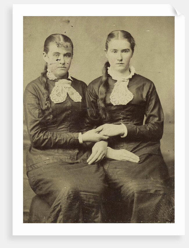 Portrait of two women sitting next to each other and holding each other's hand by Anonymous