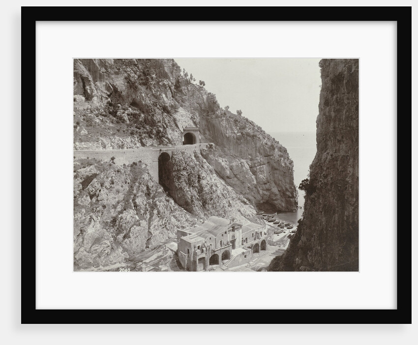 Road between Amalfi and Sorrento by Giorgio Sommer