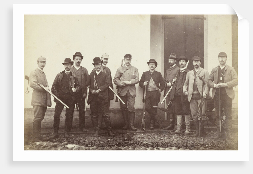 Group portrait of hunt with Maarten and Henry Pauw van Wieldrecht by Henry Pauw van Wieldrecht