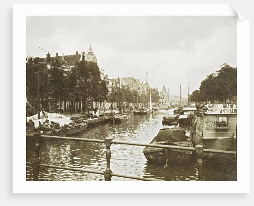 Sight over the Geldersekade, Amsterdam by Anonymous