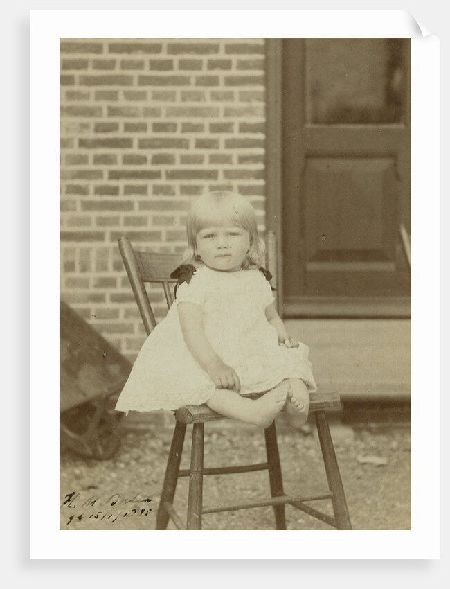Portrait of Herman Marius Boelen (born 1885) as a baby on a stool by C.W. Bauer