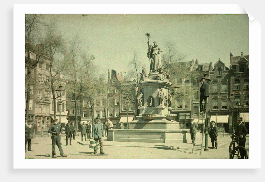 Statue of Virgin Netherlands, New Market, Rotterdam by Sebastiaan Alphonse Van Besten