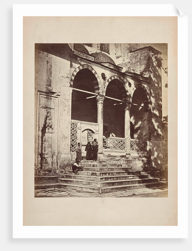 Portico van de Suleymaniye-moskee in Istanbul (Constantinopel). James Robertson by Felice Beato