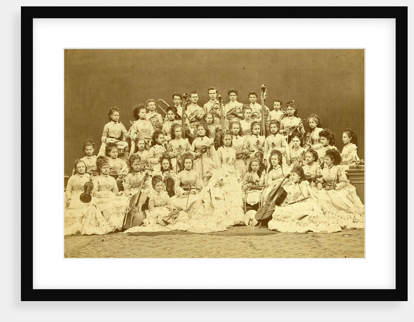 Group portrait first European women's orchestra by Heinrich Harmsen