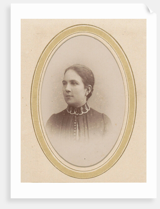 Portrait of a woman with a pleated jacket and a decorated board by Adolphe Zimmermans