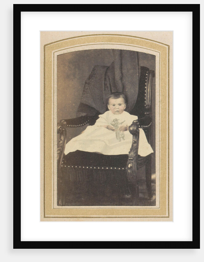 Photo album of a Dutch family with 168 cartes-de-visite and cabinet pictures by A. Böeseken