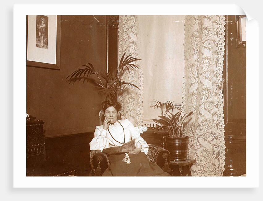 Family Album including pictures of Wijnhandel Kraaij & Co. Bordeaux Amsterdam by Anonymous