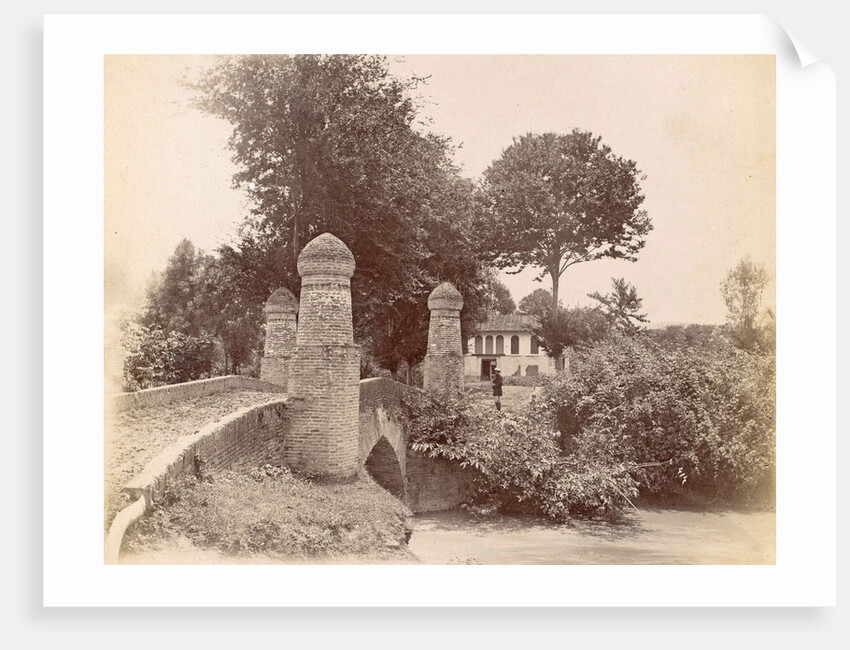 Travel Album H. Dunlop with pictures of landmarks in Persia, Scotland, Germany, Russia, China and Canada by Antoine Sevruguin