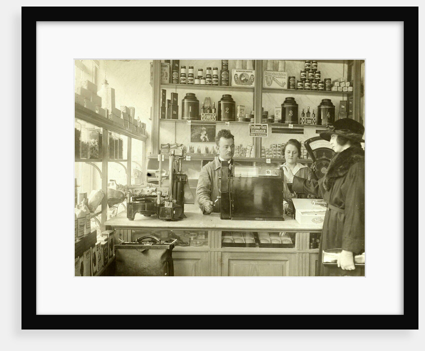 Interior of the grocery G. v.d Woerdt Van Woustraat 180, Amsterdam by Anonymous