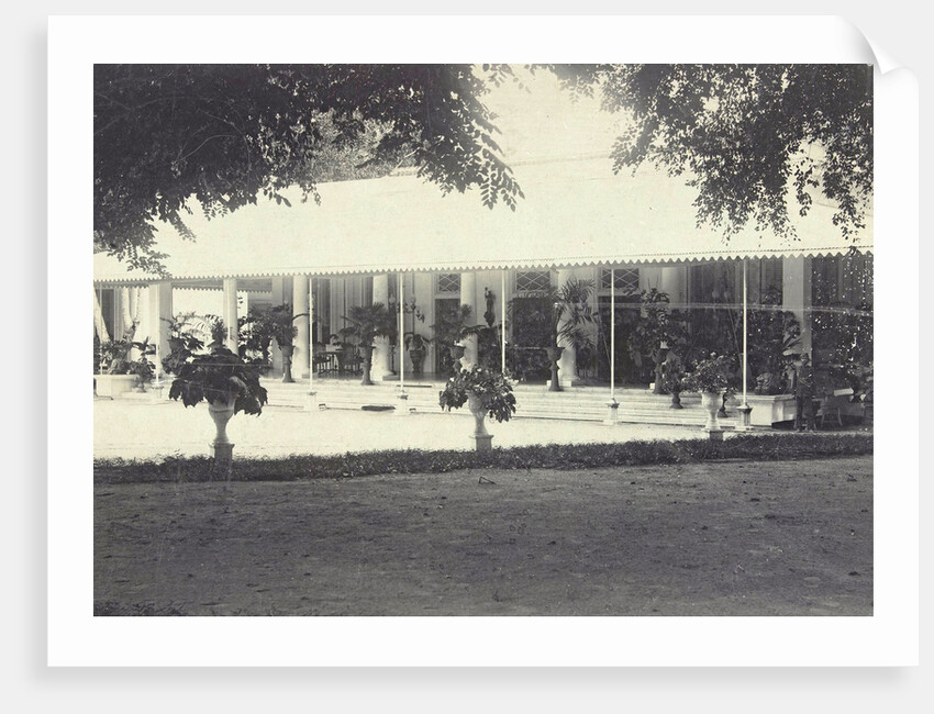 Villa with large veranda in the Dutch East Indies, indonesia by Anonymous