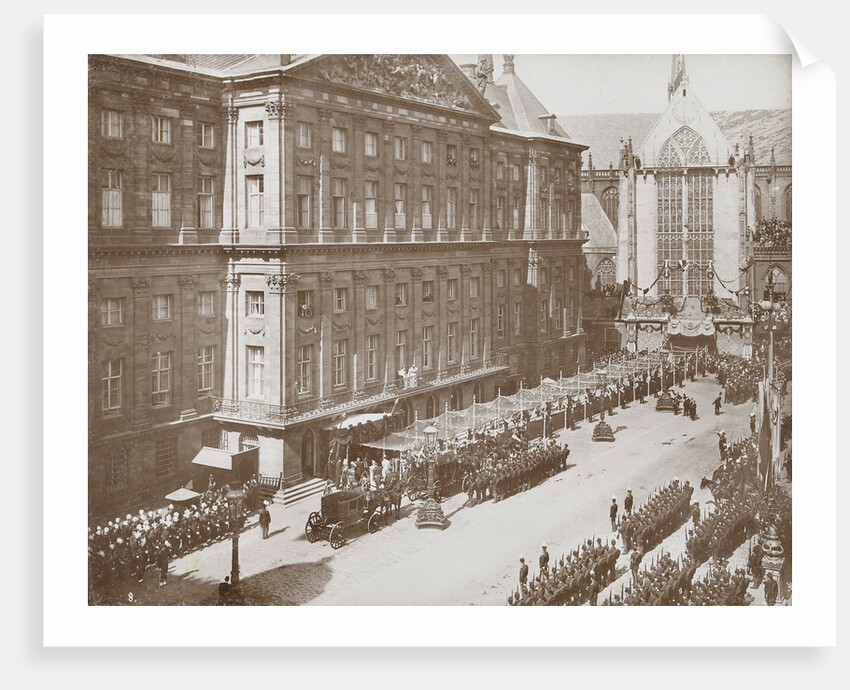 Salute Wilhelmina by soldiers and civilians after her coronation as Queen at the Royal Palace on Dam Square, Amsterdam by Samuel Herz