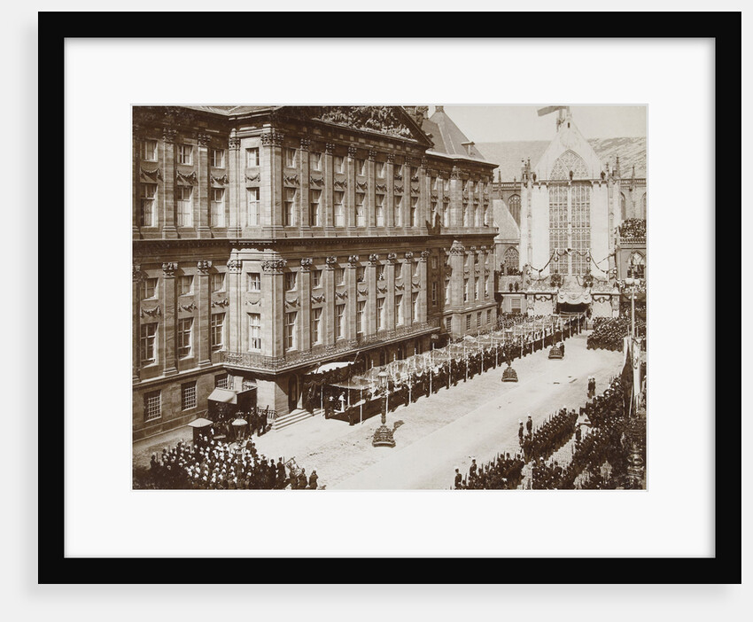 Wilhelmina away from the Royal Palace to the New Church, Nieuwe Kerk Amsterdam, The Netherlands, for her coronation as queen by Samuel Herz