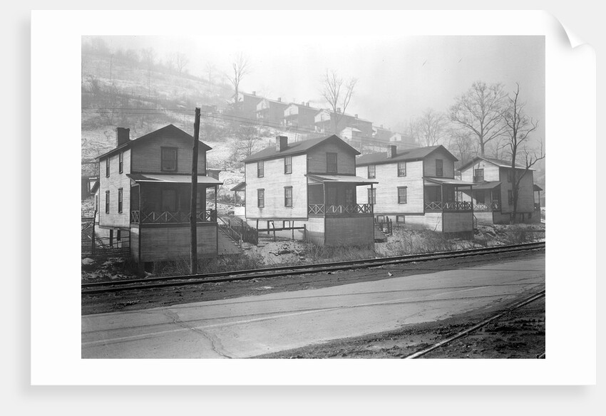Scott's Run, West Virginia. Pursglove Mines Nos. 4 and 5 by Lewis Hine