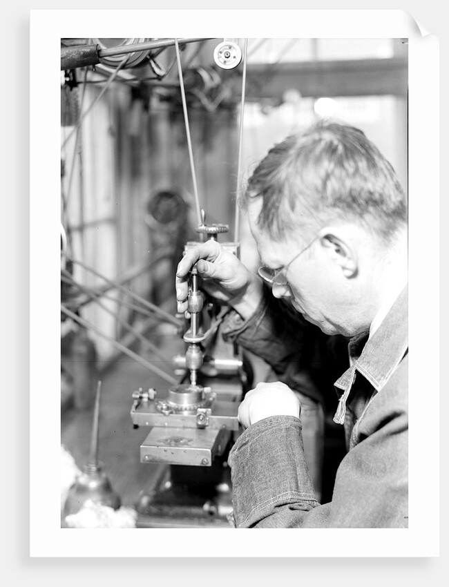 Lancaster, Pennsylvania - Hamilton Watch. Damaskeening by Lewis Hine
