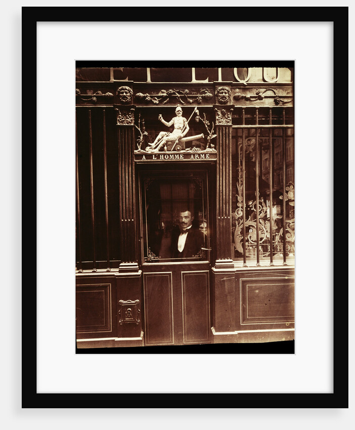 25, Rue des Blancs Manteaux (Café, rue des Blancs Manteaux) by Eugène Atget