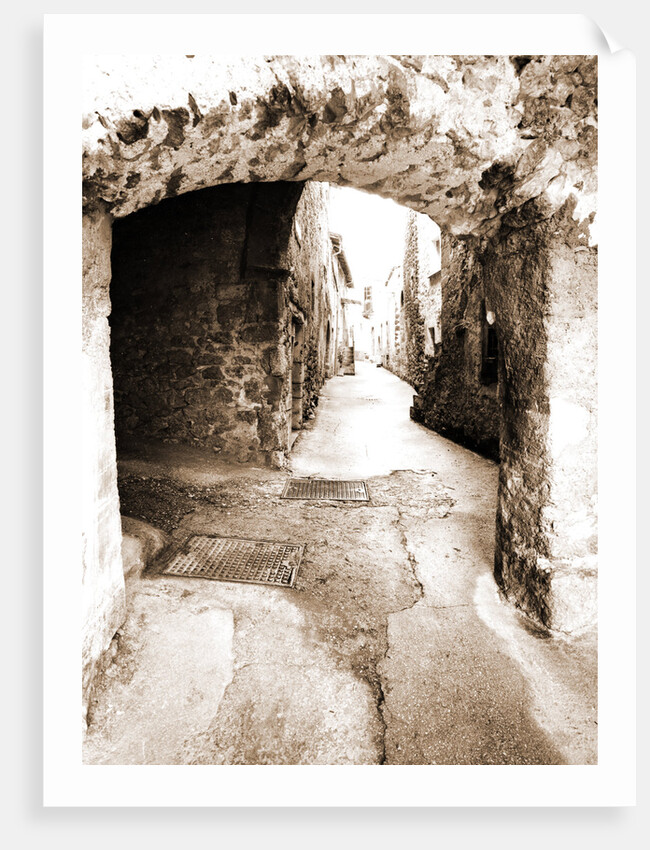 Centro Storico, Civitaretenga, Abruzzo by Anonymous