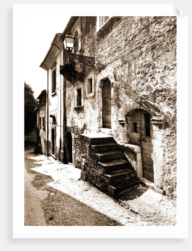 Centro Storico, Civitaretenga, Abruzzo by Anonymous