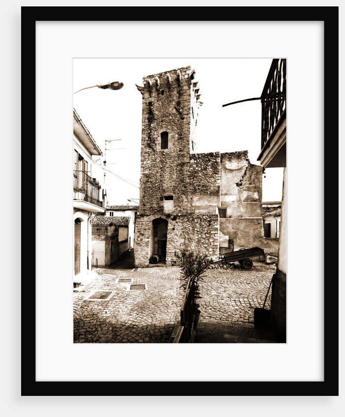 Centro Storico, Civitaretenga, Abruzzo by Anonymous