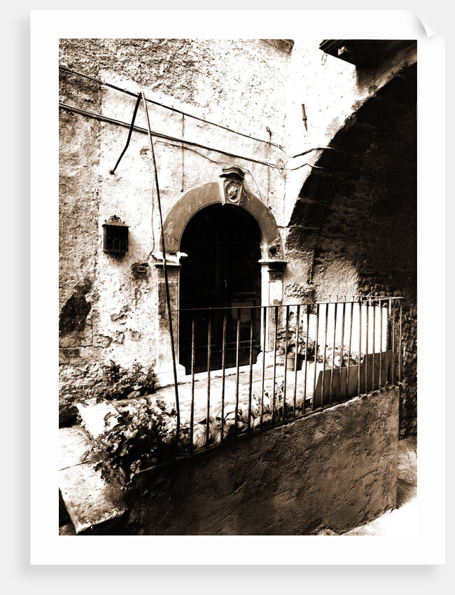 Centro Storico, Civitaretenga, Abruzzo by Anonymous