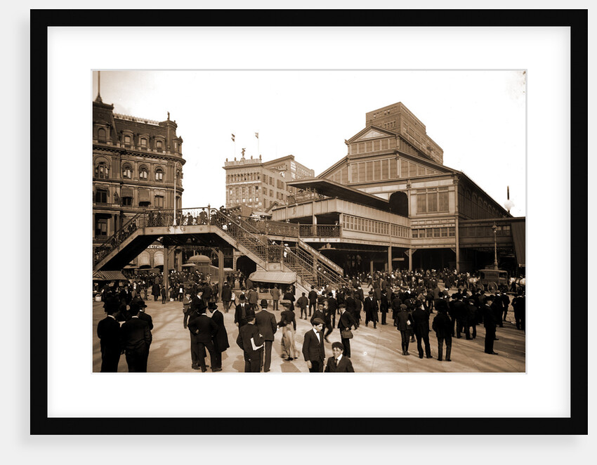 Manhattan entrance to Brooklyn Bridge, New York by Anonymous